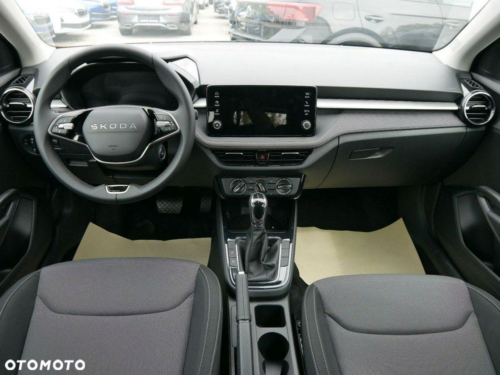 Skoda Fabia 1.0 TSI Essence DSG - 11