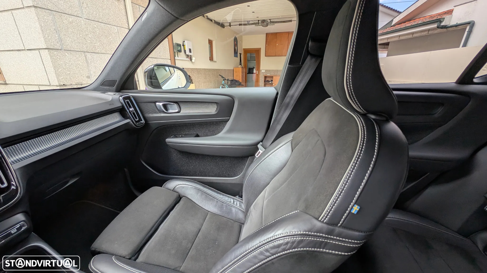 Volvo XC 40 2.0 D3 R-Design AWD Geartronic - 16