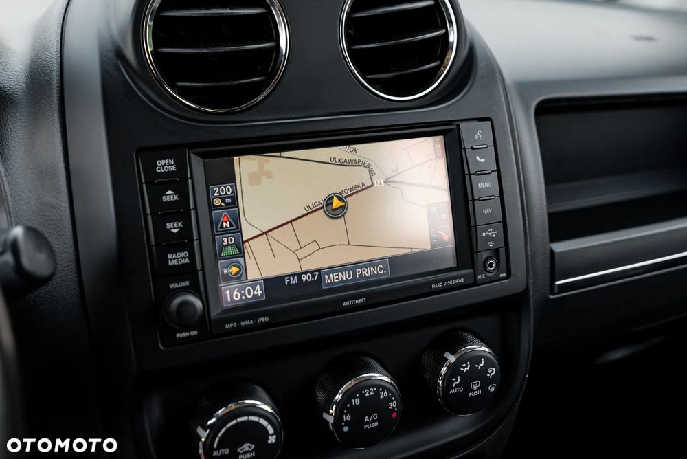 Jeep Compass 2.4I 4x4 Automatik Limited - 38
