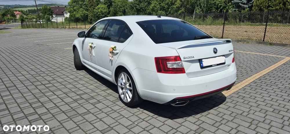 Skoda Octavia 2.0 TDI RS DSG - 3