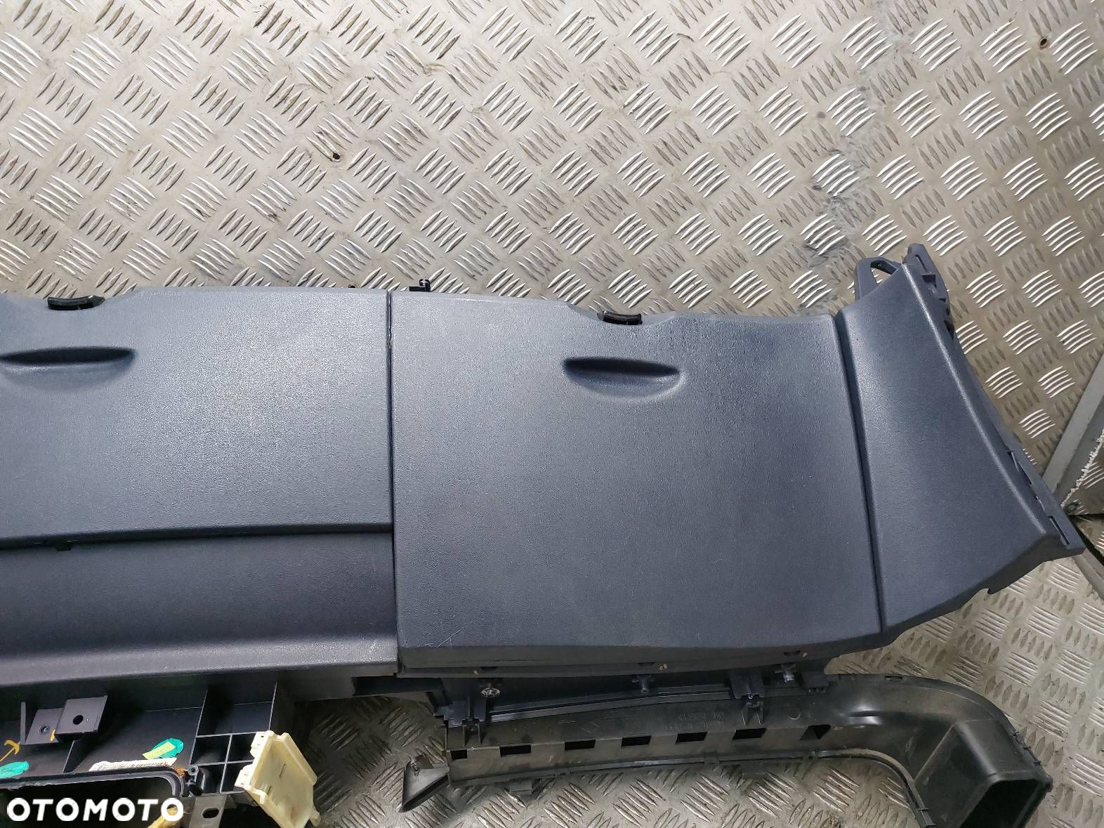 DÓŁ DESKI KOKPITU KONSOLA NAWIEWU RENAULT ESPACE IV 8200168623 - 3