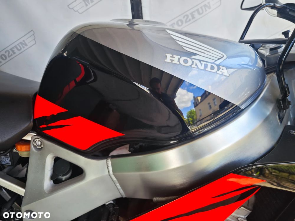 Honda CBR - 24
