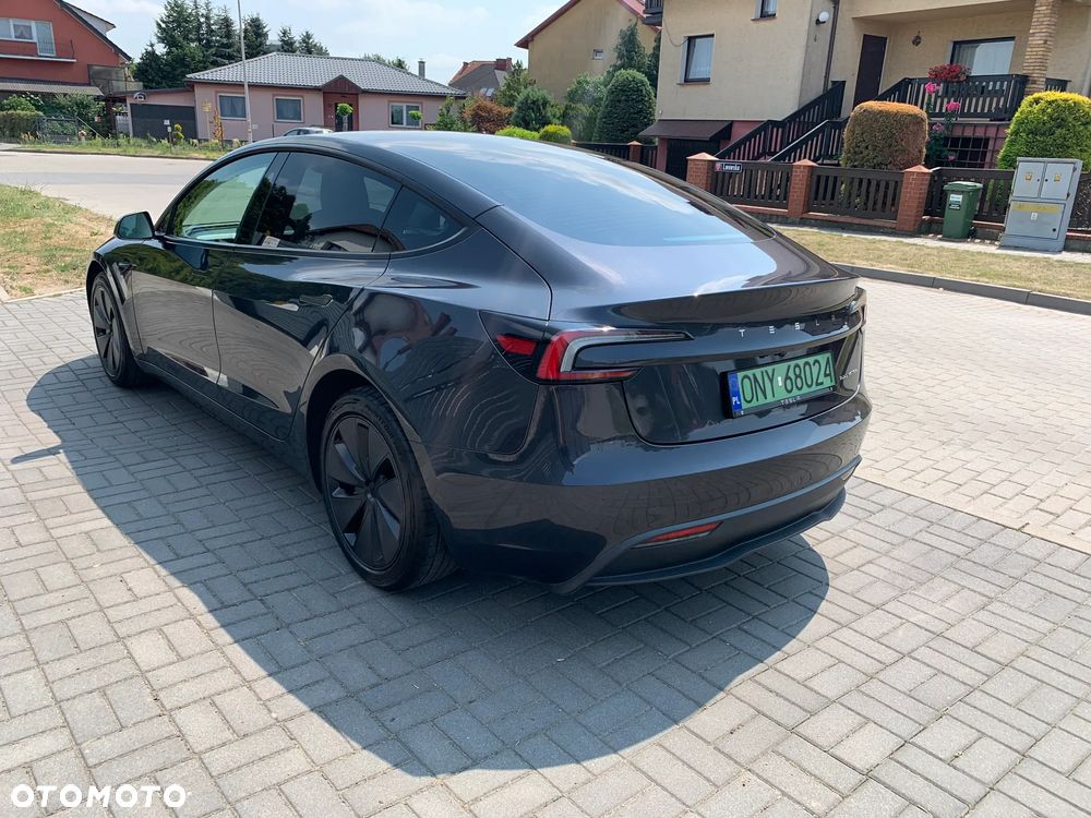 Tesla Model 3 AWD - 10