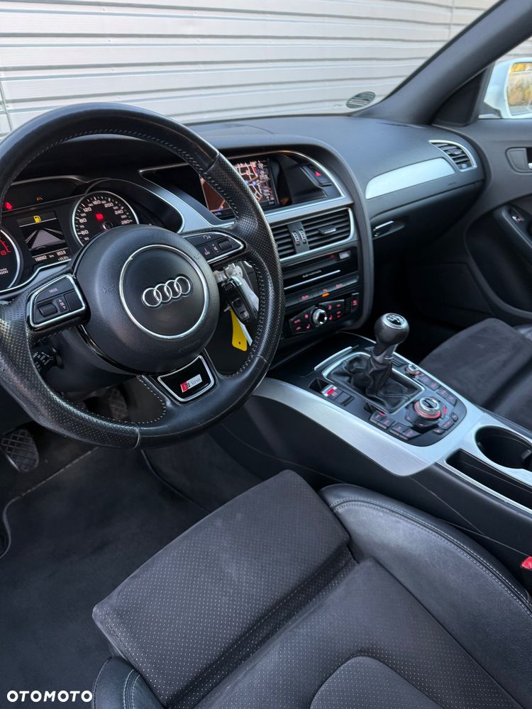 Audi A4 Avant 2.0 TDI DPF clean diesel S line Sportpaket - 7