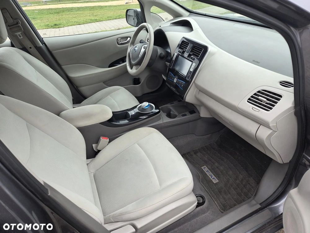 Nissan Leaf 24kWh Tekna - 8