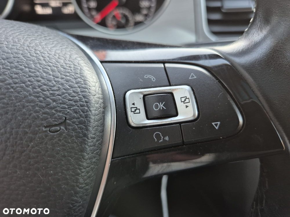 Volkswagen Golf Sportsvan 1.6 TDI BlueMotion Technology Comfortline - 23