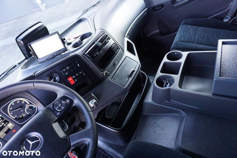 Mercedes-Benz ATEGO / 1223 / ACC / EURO 6 / CHŁODNIA + WINDA / MULTITEMPERATURA - 9