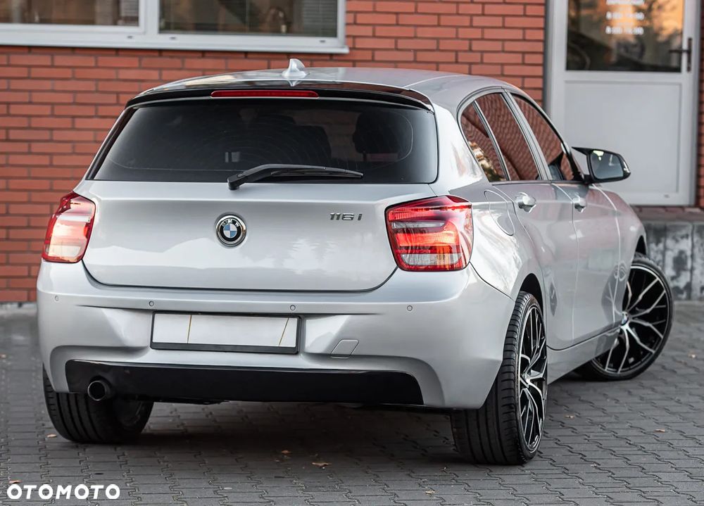 BMW Seria 1 116i Sport Line - 12