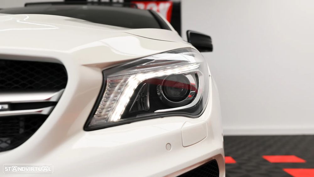 Mercedes-Benz CLA 45 AMG Shooting Brake 4-Matic - 12