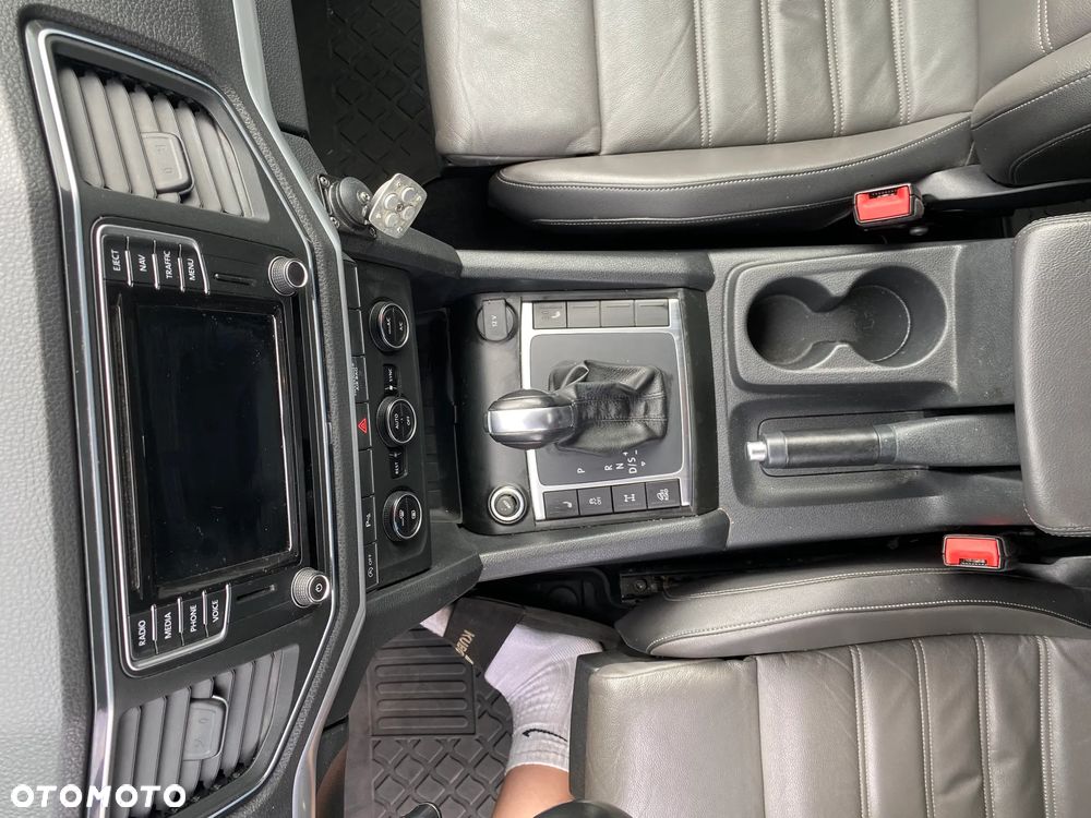 Volkswagen Amarok - 27