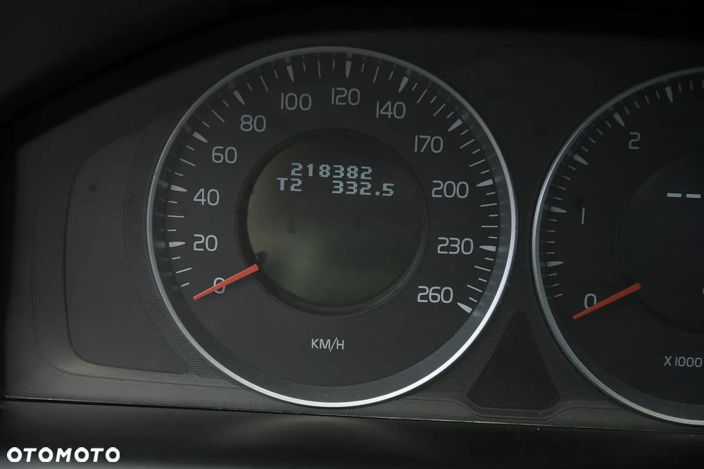 Volvo XC 60 - 32