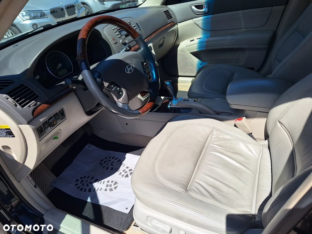 Hyundai Sonata - 12