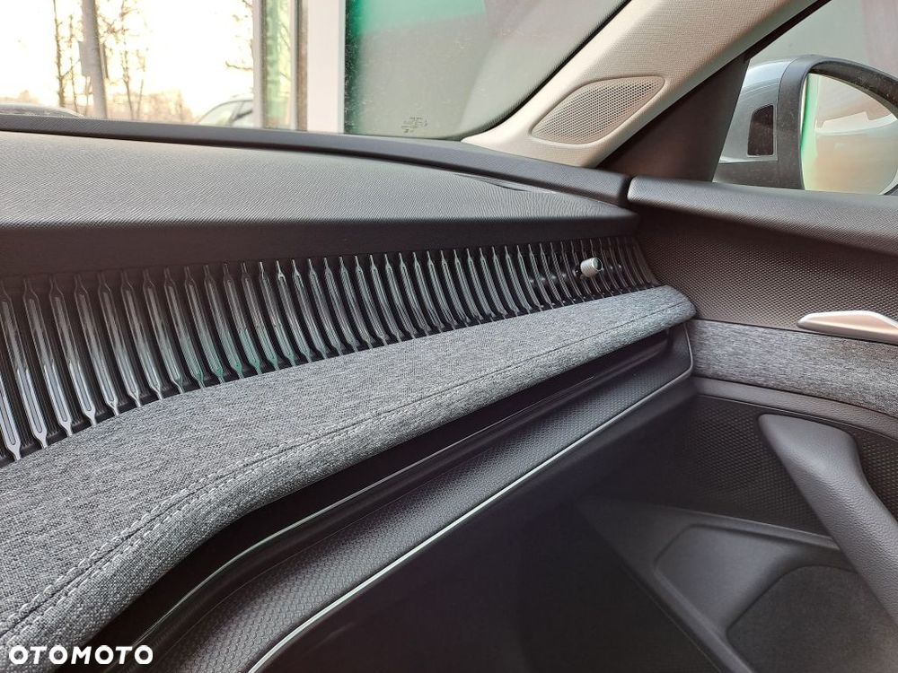 Skoda Superb 2.0 TDI SCR 4x4 Edition 130 DSG - 21
