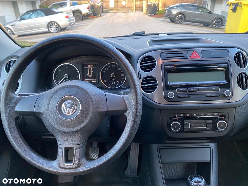 Volkswagen Tiguan 2.0 TDI DPF BlueMotion Technology Trend & Fun - 10