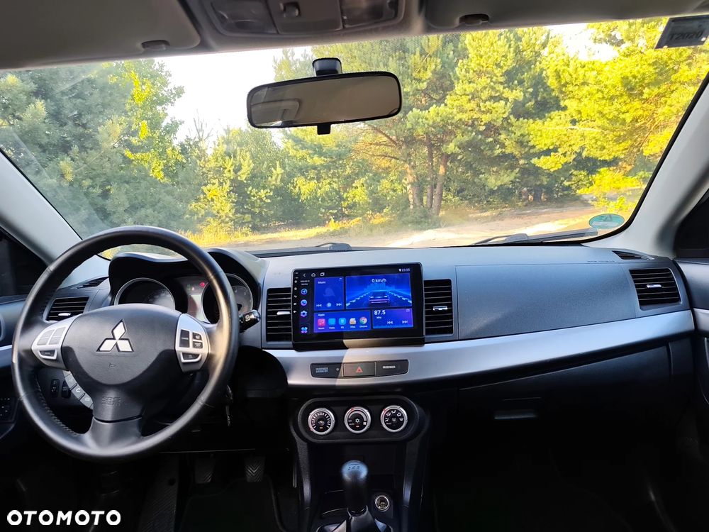 Mitsubishi Lancer 1.8 Intense - 18