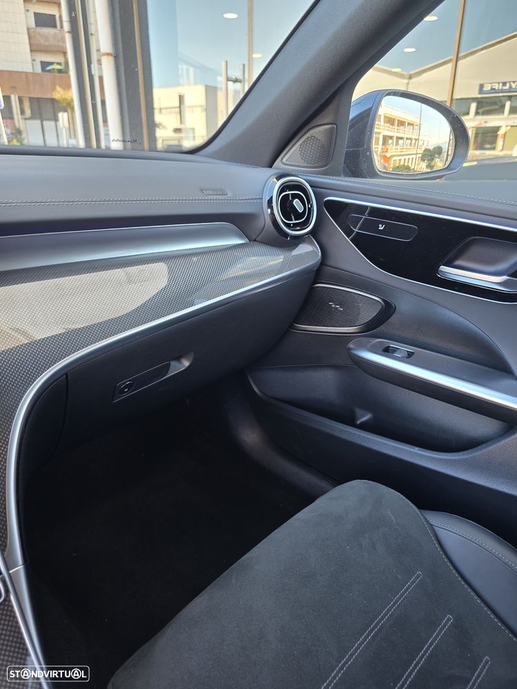 Mercedes-Benz C 300 e T 9G-TRONIC AMG Line - 34