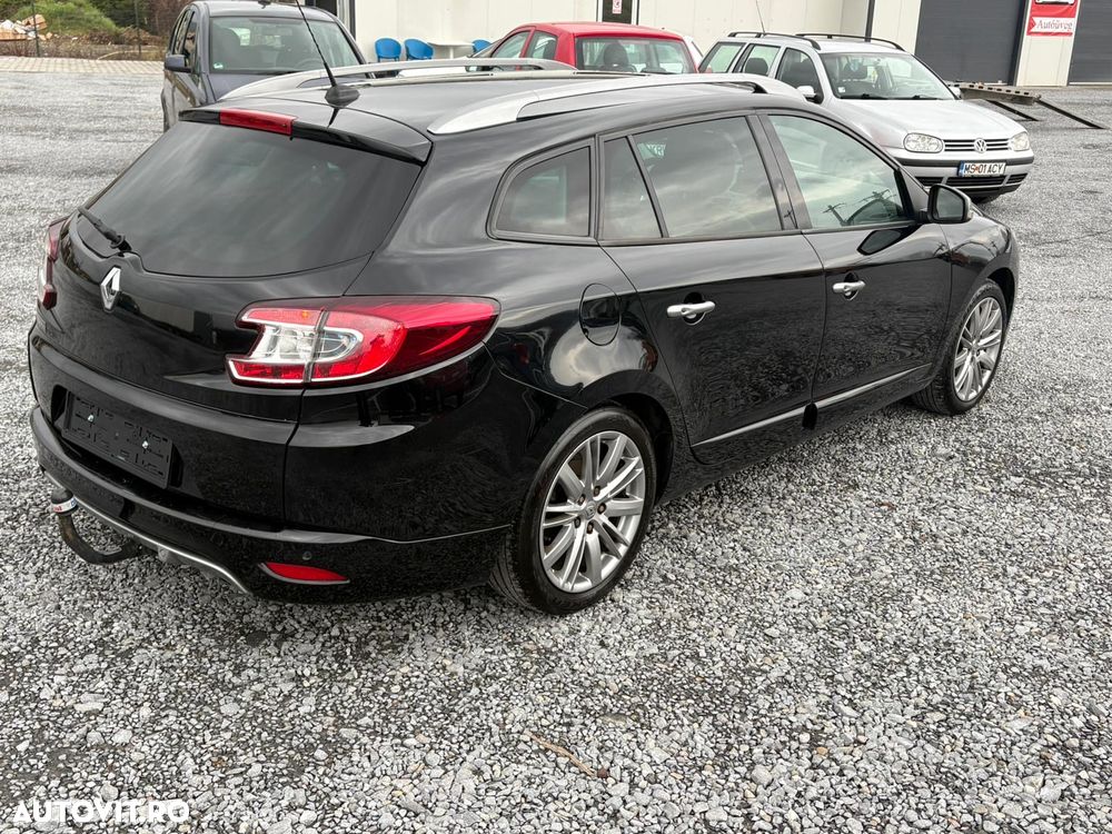 Renault Megane dCi 110 FAP Paris - 4