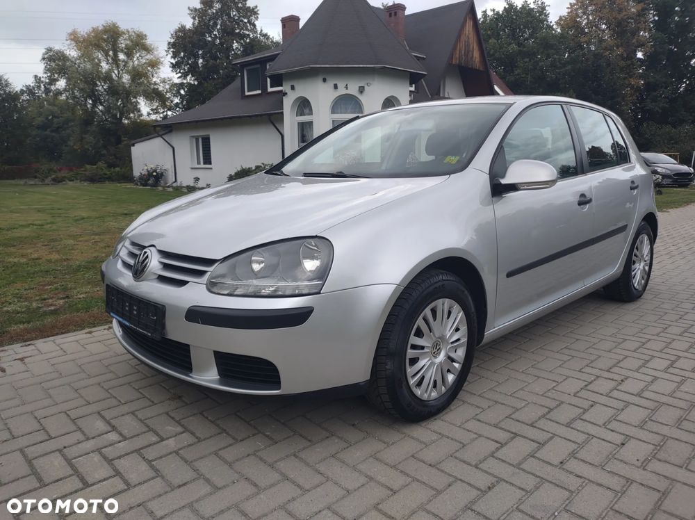 Volkswagen Golf - 23