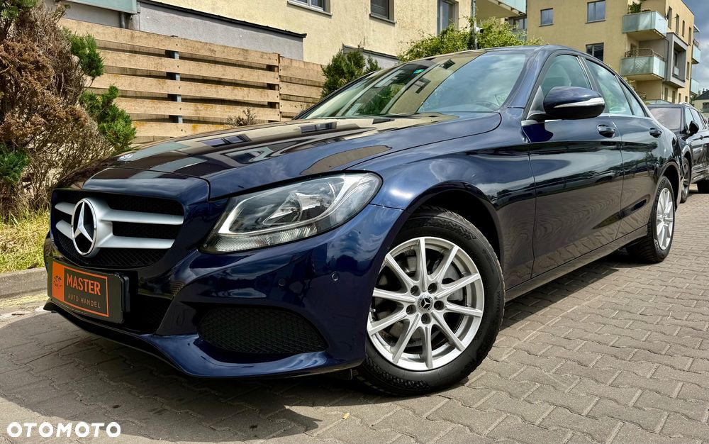 Mercedes-Benz Klasa C 180 7G-TRONIC - 40