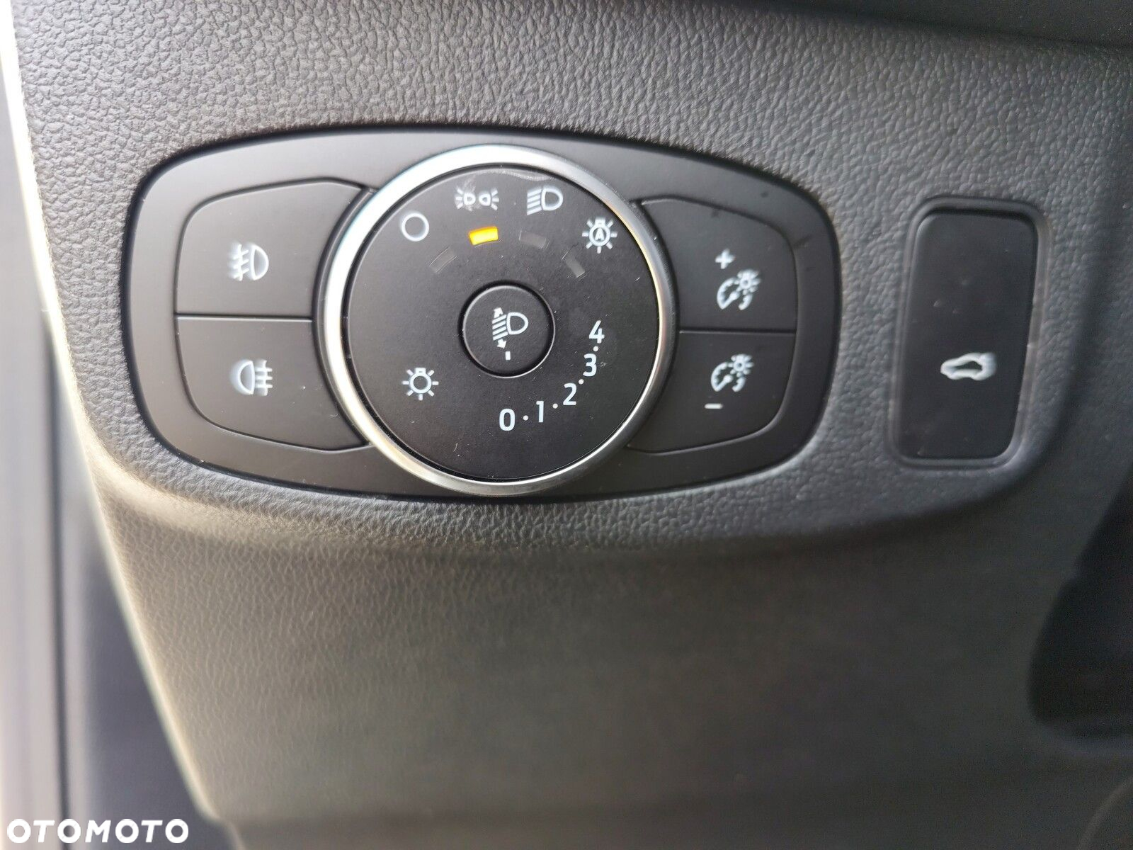 Ford Focus - 20