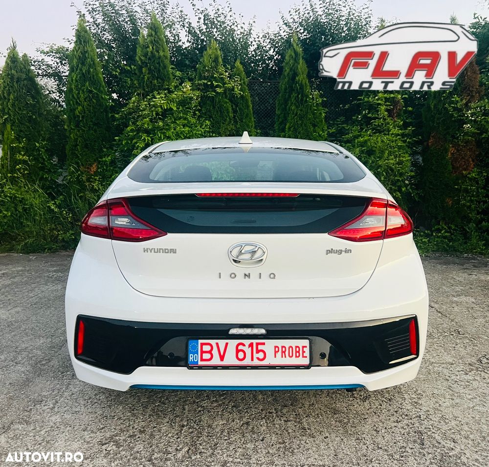 Hyundai IONIQ 1.6 GDI Premium - 33
