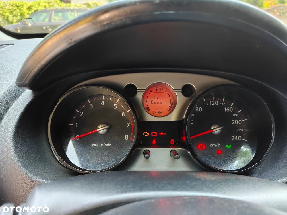 Nissan Qashqai 2.0 lounge - 16