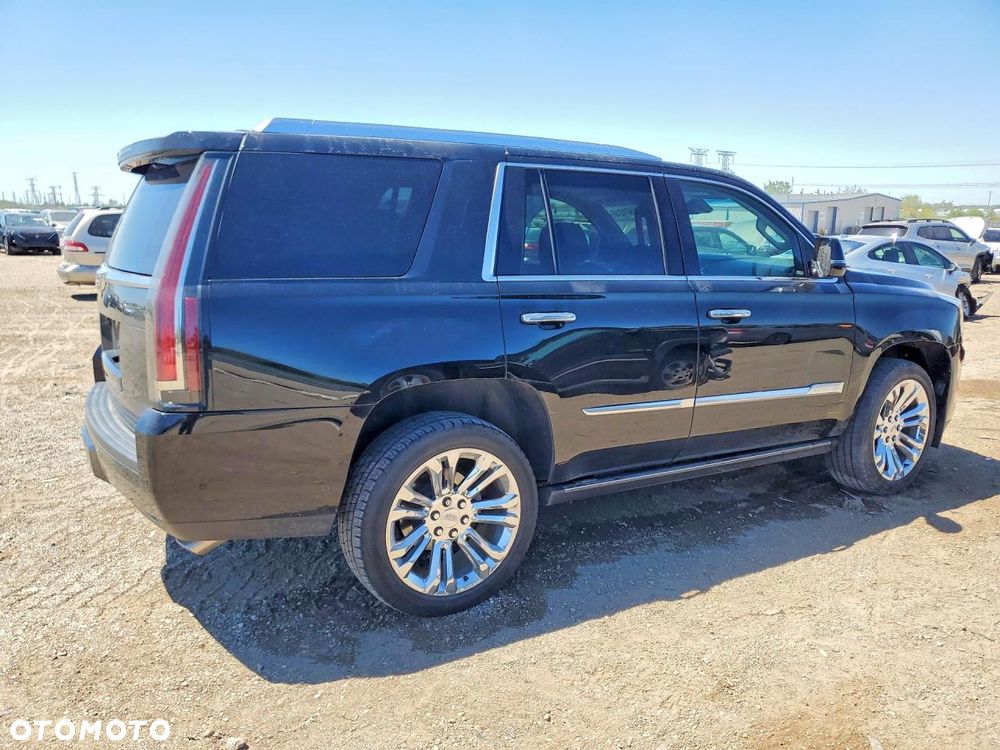 Cadillac Escalade 6.2 V8 AWD AT Premium - 4