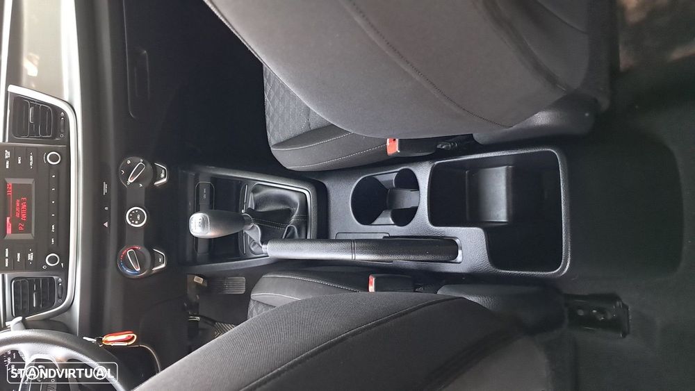Kia Rio 1.4 CRDi TX - 18