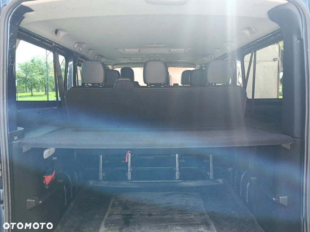 Renault Trafic Grand 1.6 dCi - 15