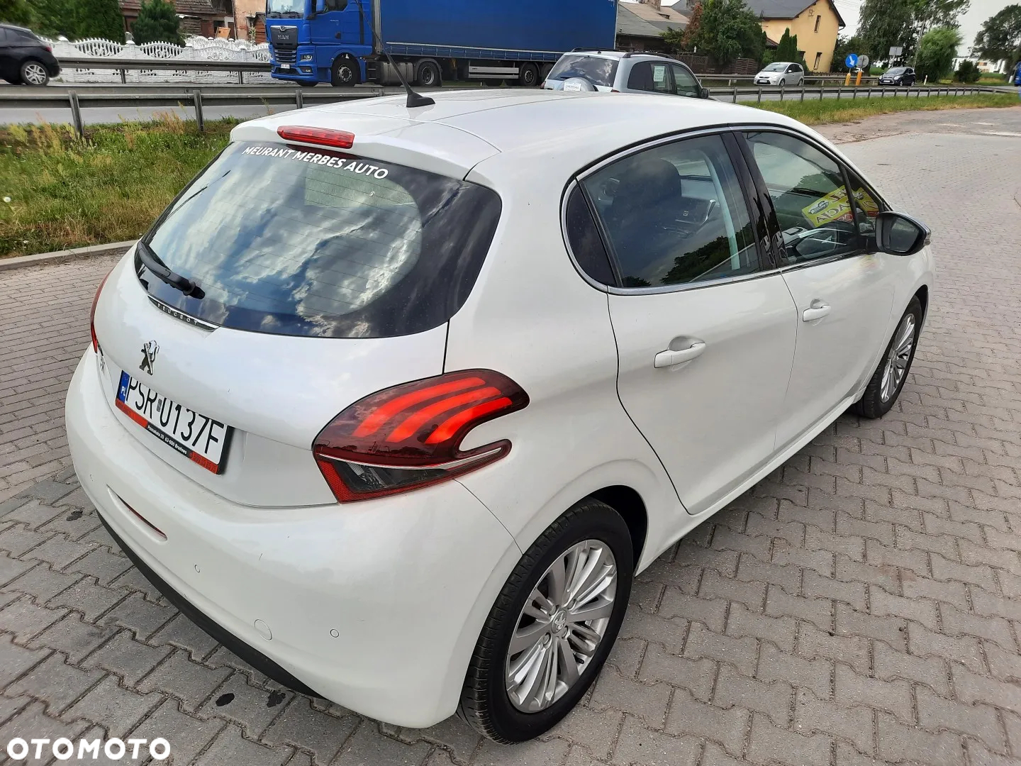 Peugeot 208 PureTech 110 Stop & Start EAT6 Allure - 6