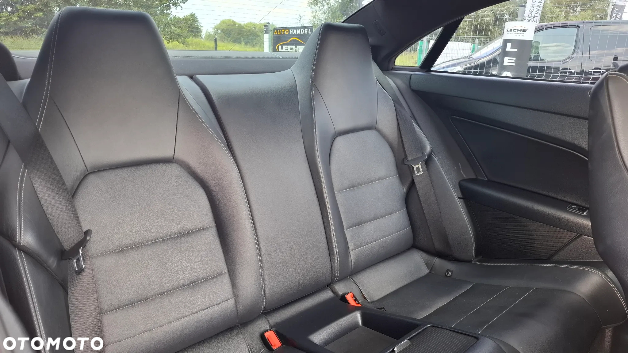 Mercedes-Benz Klasa E 250 CDI Coupe 7G-TRONIC - 26