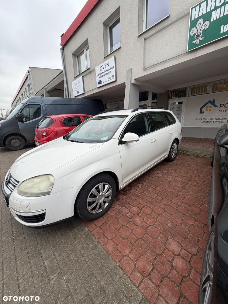 Volkswagen Golf 1.9 TDI DPF Comfortline - 6