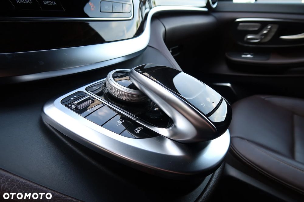 Mercedes-Benz Klasa V 250 d 4-Matic Avantgarde 7G-Tronic (ekstra d³) - 32