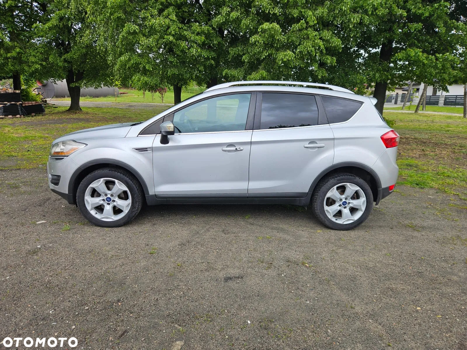 Ford Kuga 2.0 TDCi 4WD Titanium - 4