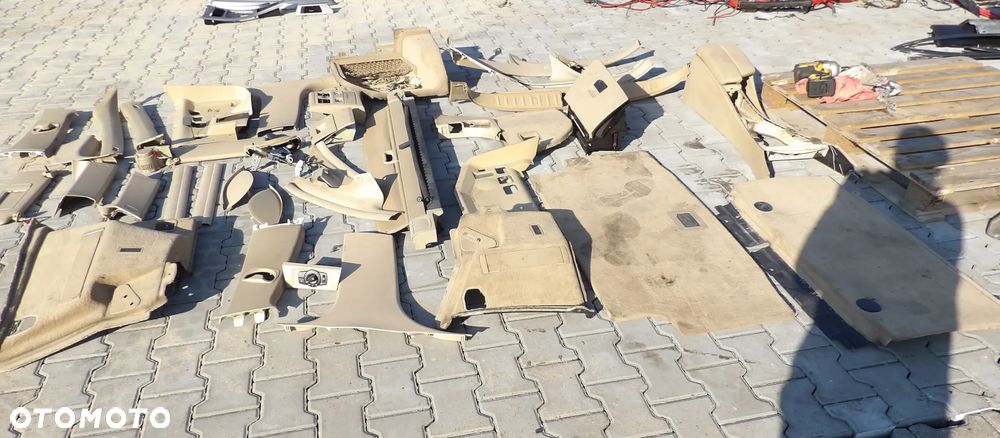 BMW - E91 - KOMPLETNE WNĘTRZE , ROLETA , LISTWY , SCHOWEK , BAGAŻNIK  - EUROPA - KOMPLET - 3