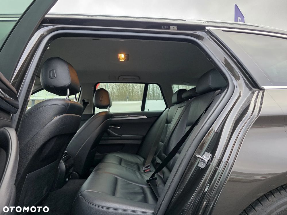 BMW Seria 5 518d Luxury Line - 7