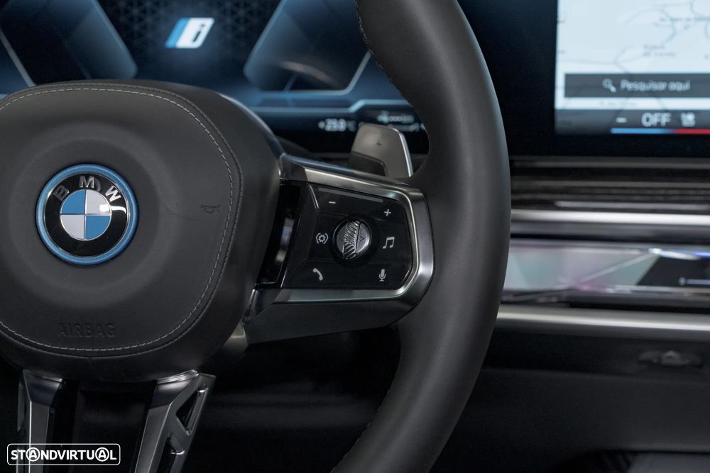 BMW 750 e xDrive - 12