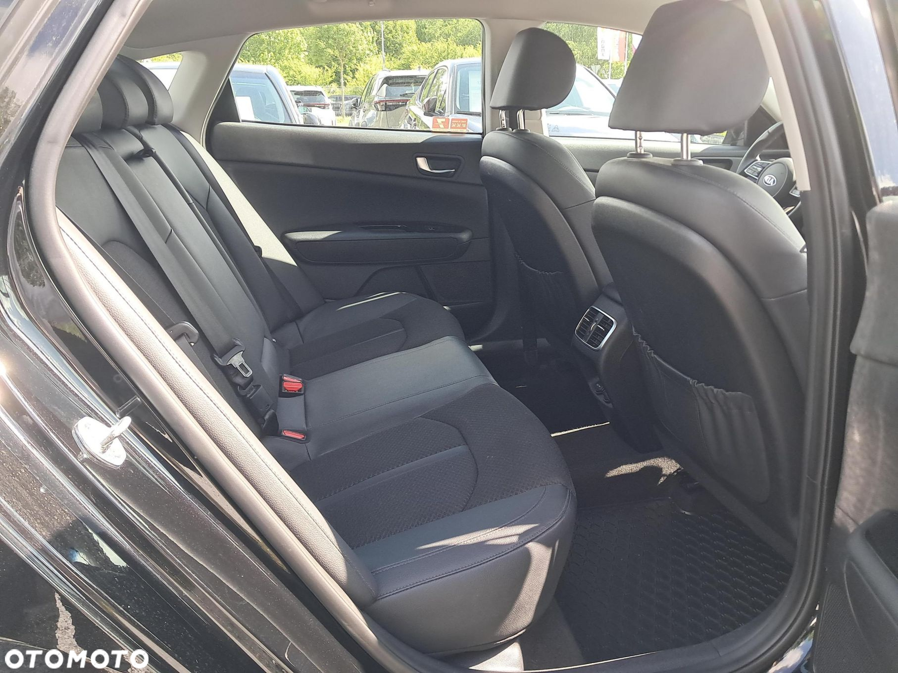 Kia Optima 1.6 T-GDI L DCT - 9