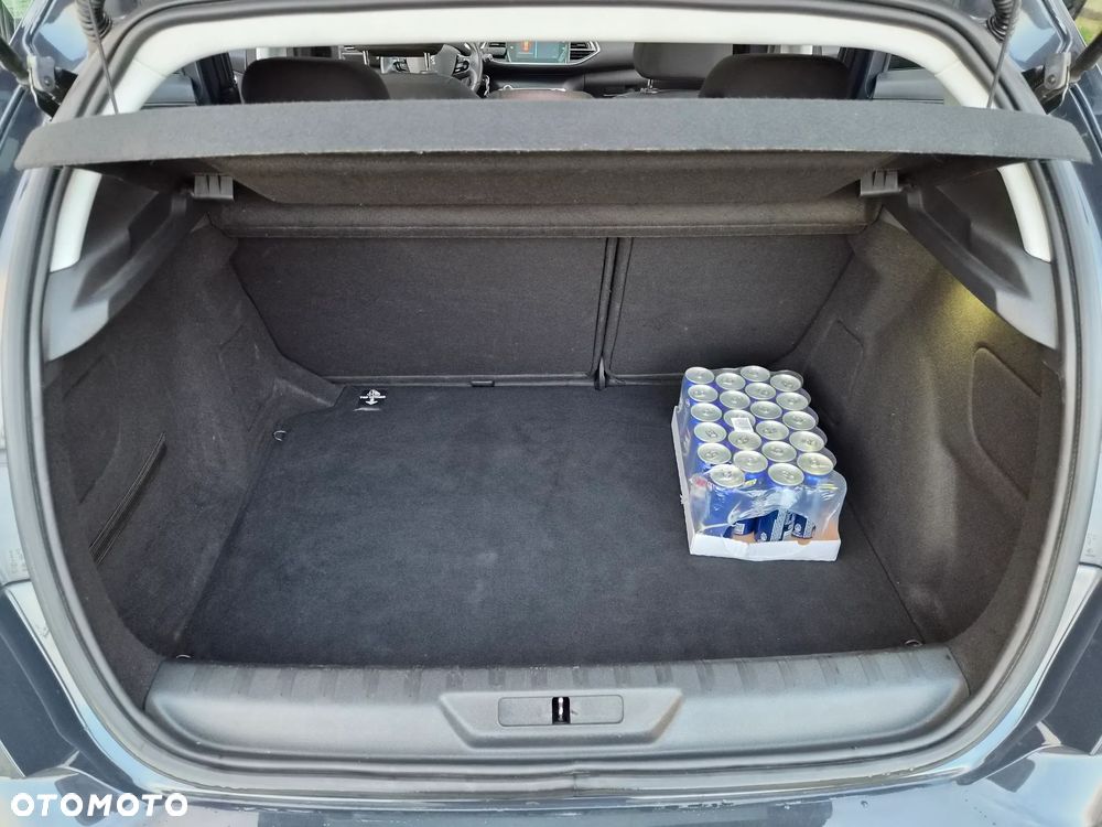 Peugeot 308 PureTech 110 Stop & Start Style - 17