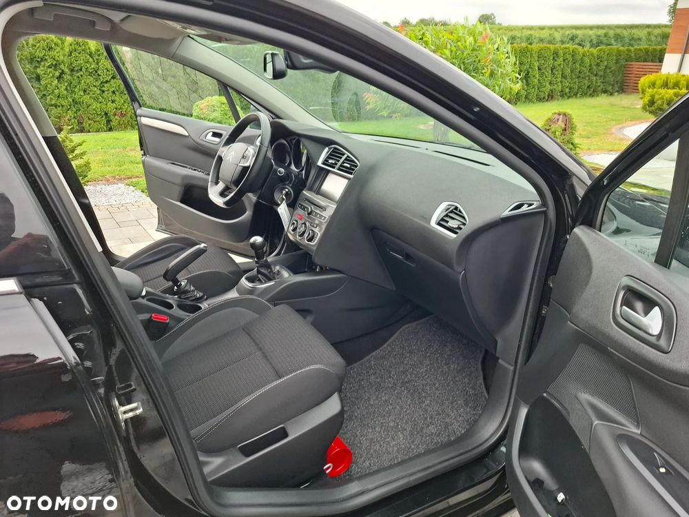 Citroën C4 BlueHDi 100 Business Class - 26
