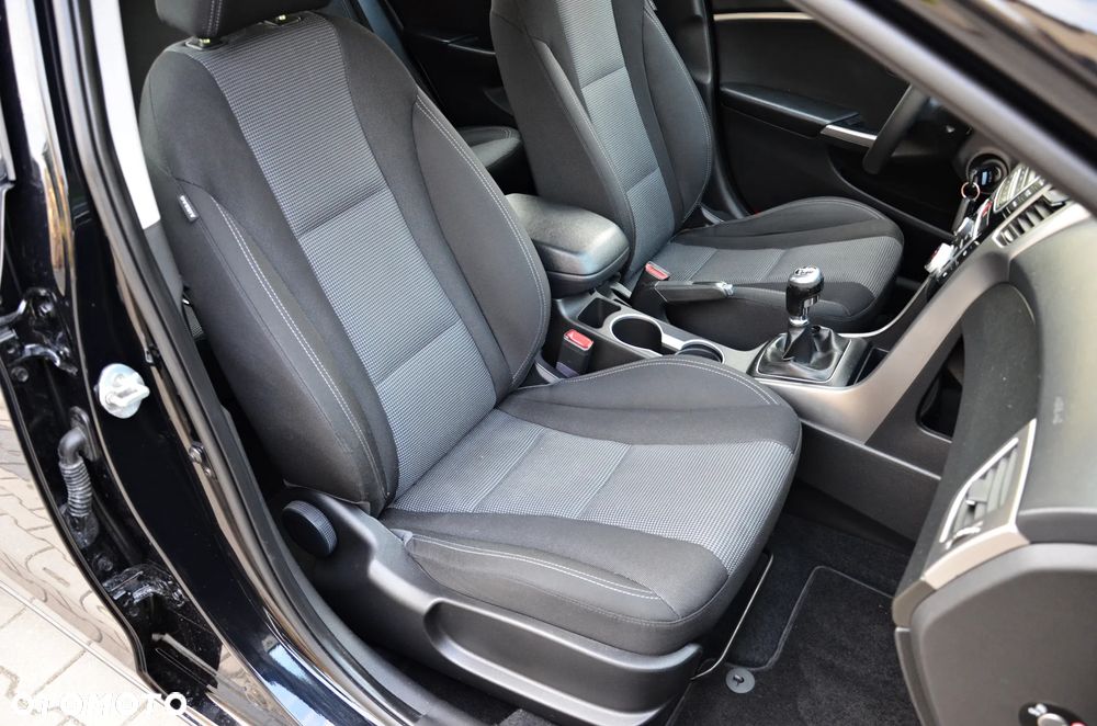 Hyundai i30 1.4 Advantage - 36