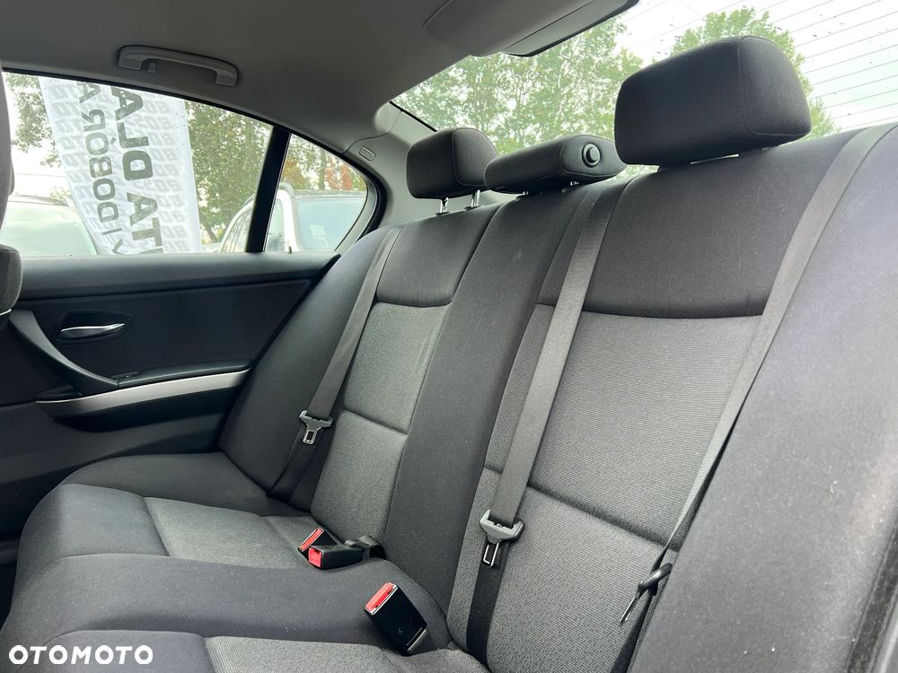 BMW Seria 3 320i - 20