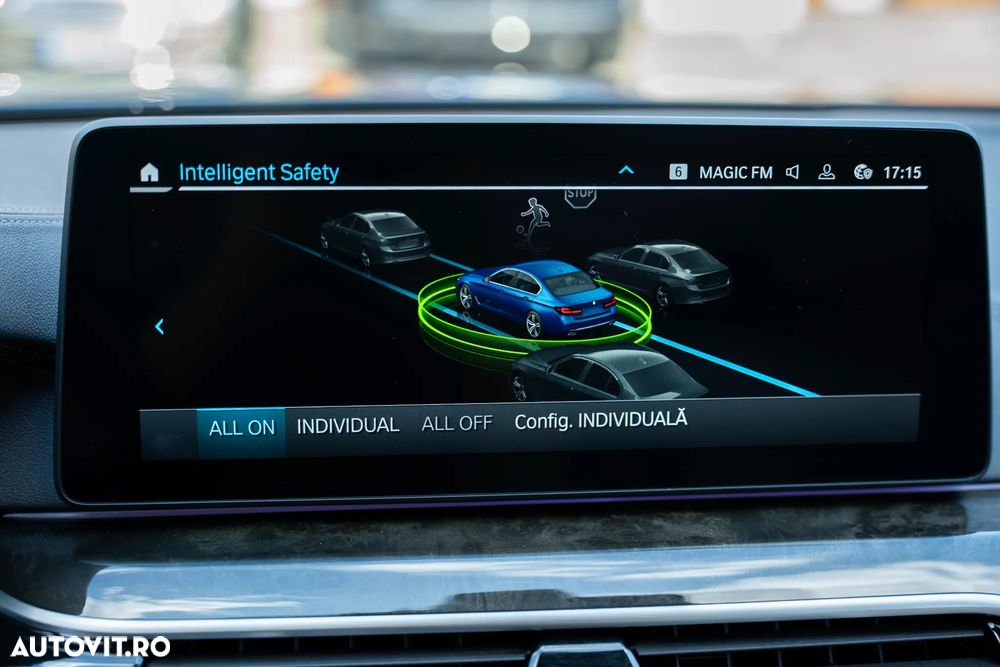 BMW Seria 5 530e xDrive AT PHEV - 39