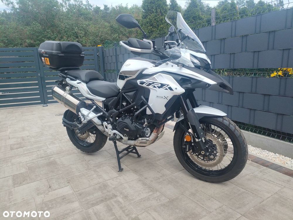 Benelli TRK 502X - 11