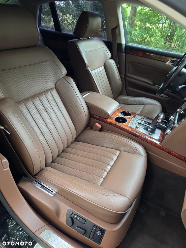 Volkswagen Phaeton 3.0 V6 TDI DPF 4Mot (5os) - 24