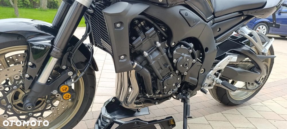 Yamaha FZ - 40