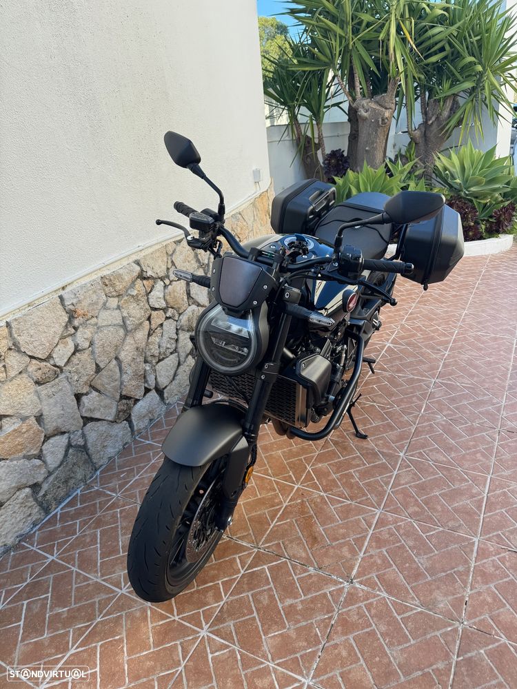 Honda CB 1000R Black Edition - 3
