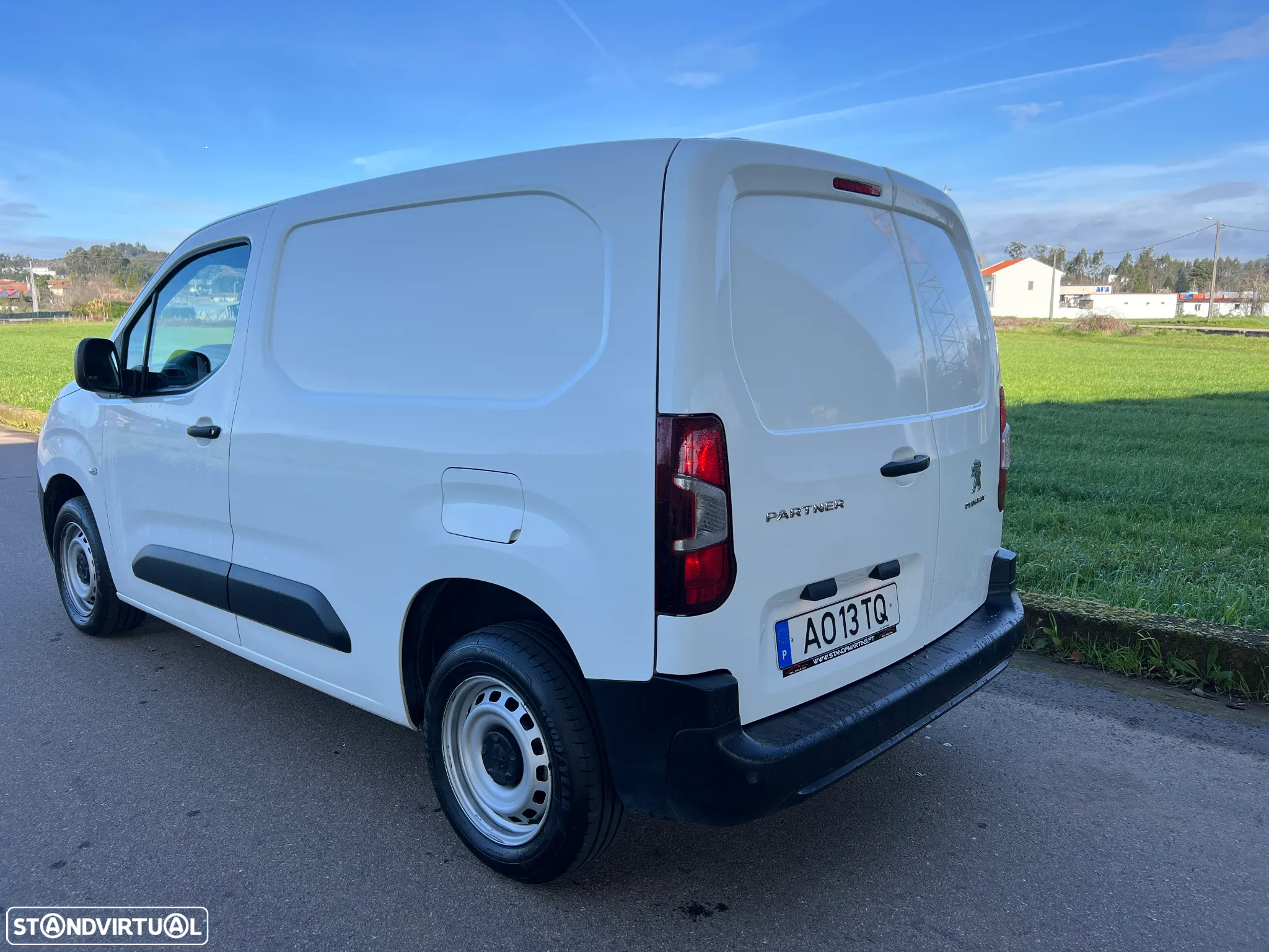Peugeot Partner 1.5 BlueHdi Pro 102cv 3 lug 6Vel - 11