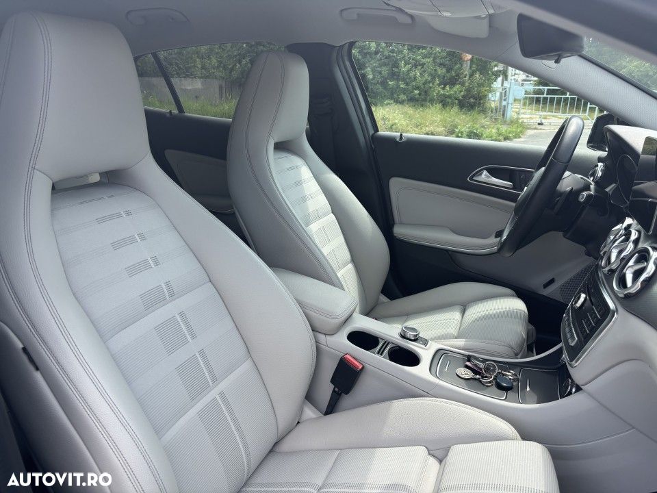 Mercedes-Benz GLA - 19