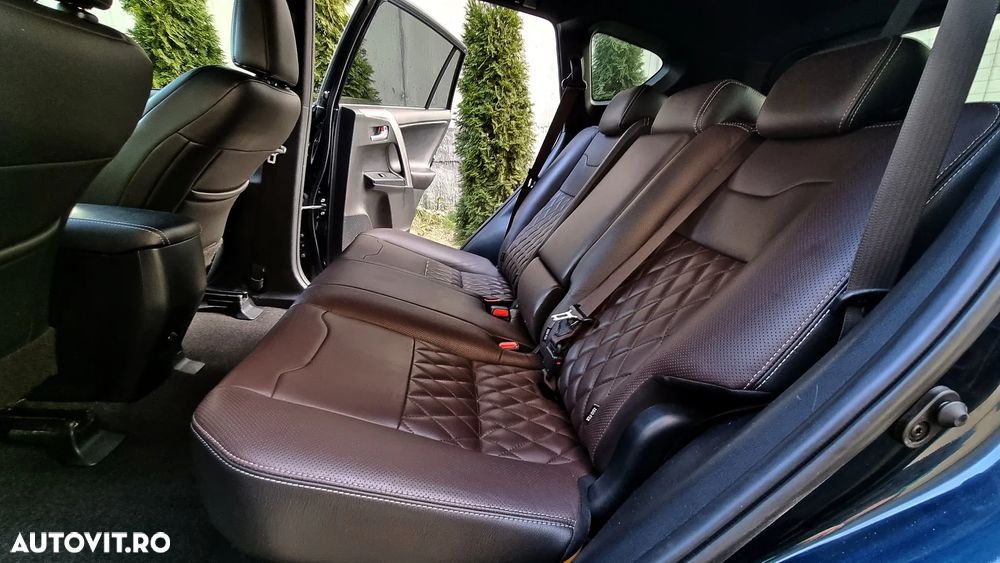 Toyota RAV4 2.5 4x2 Executive - 14